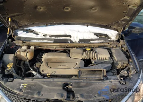 2019 Chrysler Pacifica Touring L z USA, uszkodzony, nr VIN 2C4RC1BG0KR554792